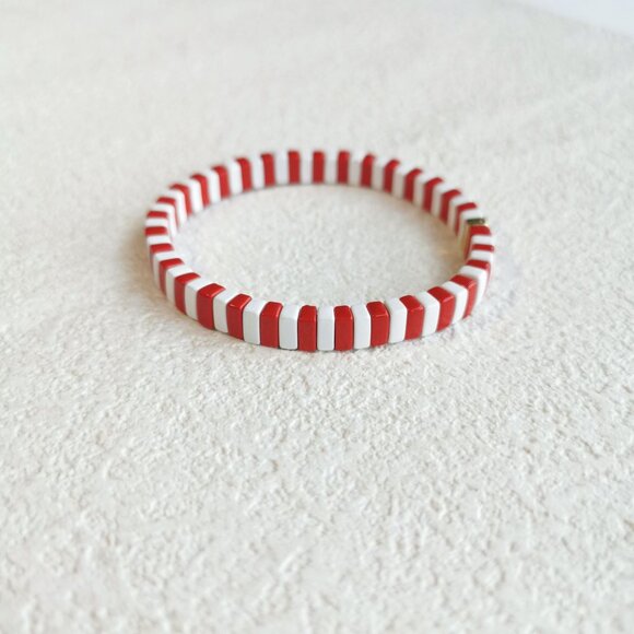 Roxanne Assoulin Only Love Gold Red White Beads Enamel Bracelet - Picture 1 of 2